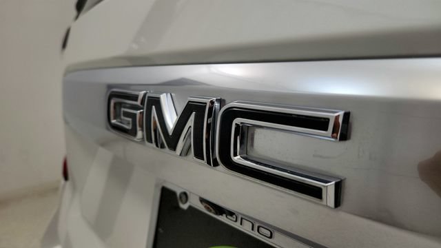 Used 2024 GMC Yukon Denali AWD/4WD image 33