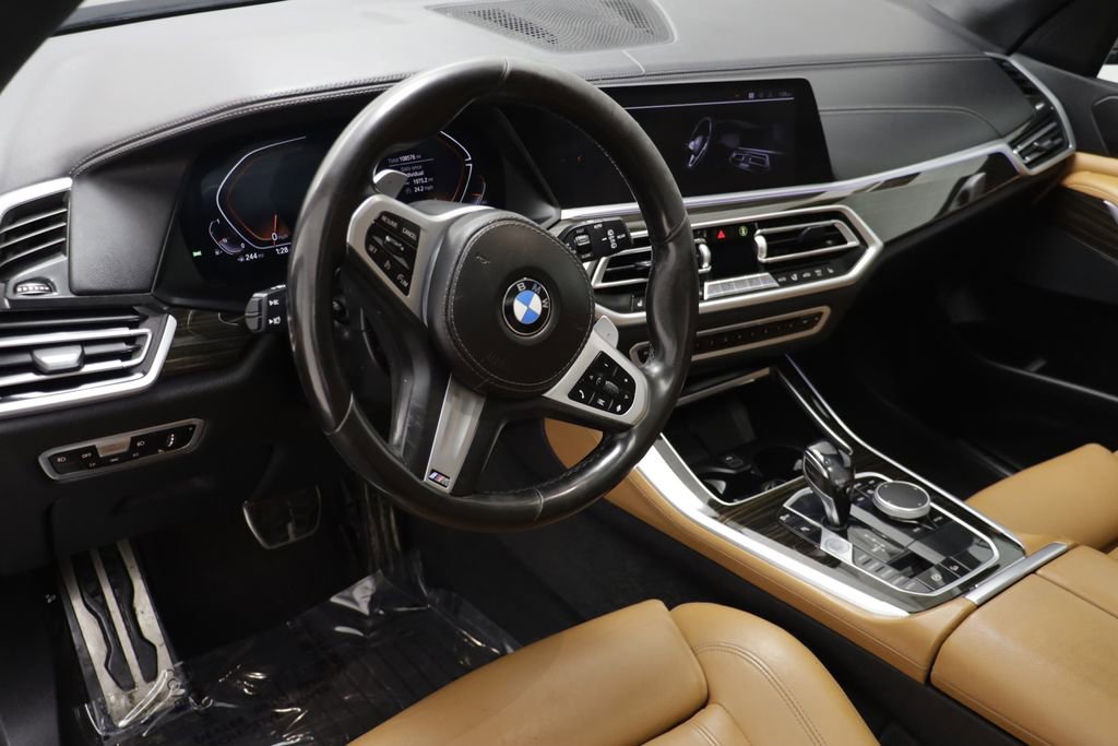 Used 2021 BMW X5 xDrive40i w/ M Sport Package image 6