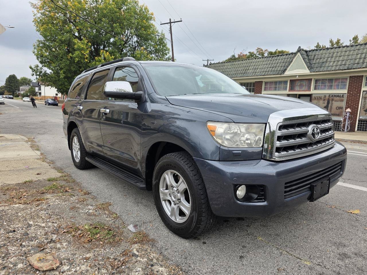 Used 2008 Toyota Sequoia Limited AWD/4WD image 7