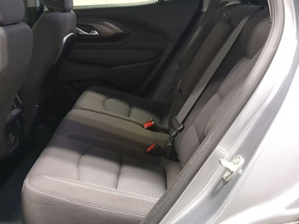 Used 2023 GMC Terrain SLE w/ Driver Convenience Package image 26