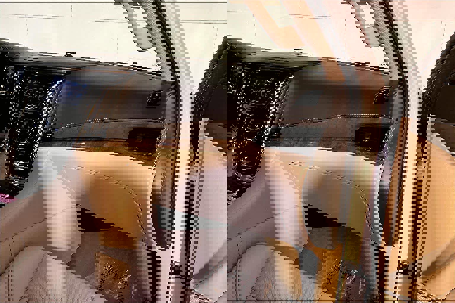 Used 2019 Cadillac Escalade Luxury image 19