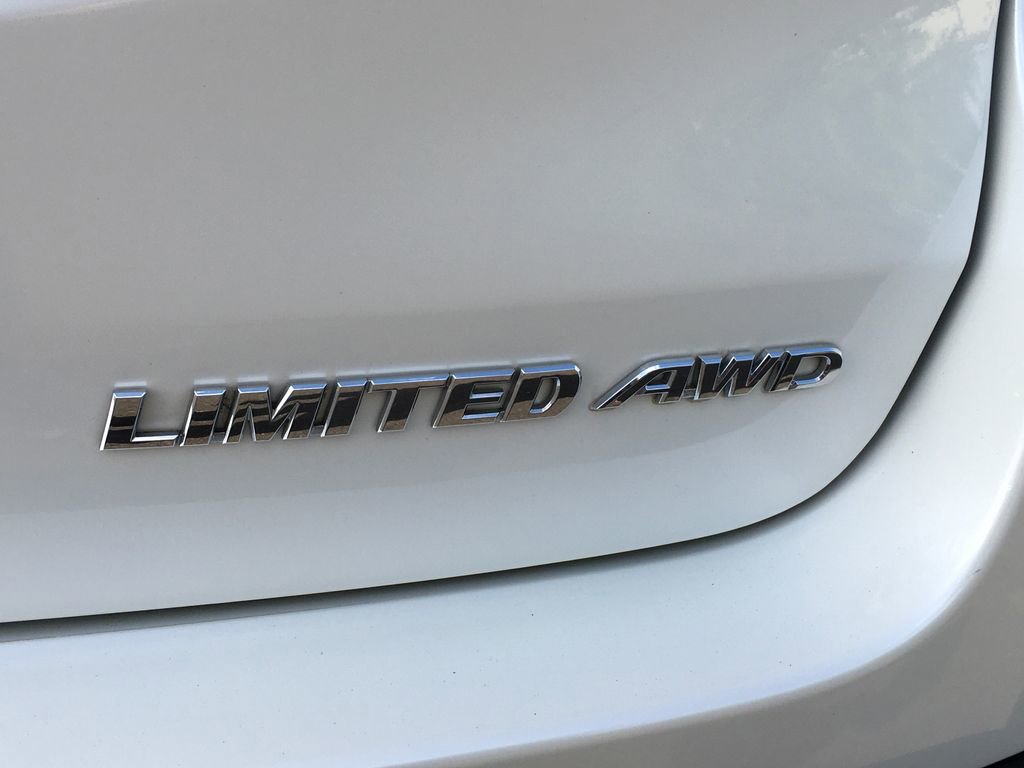 Used 2019 Toyota Highlander Limited AWD/4WD image 6