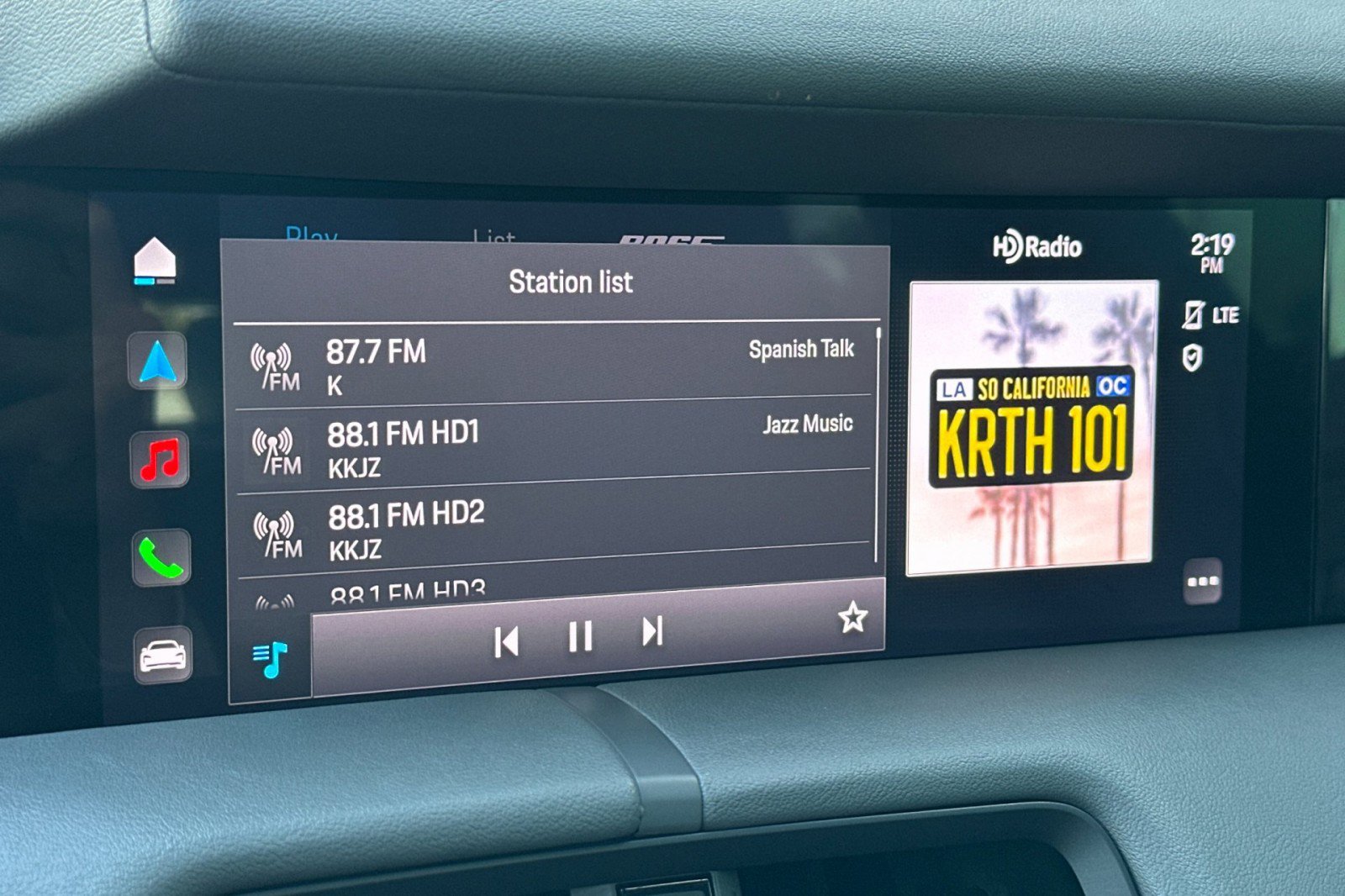 Used 2022 Porsche Taycan image 17