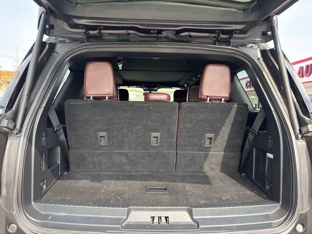 Used 2023 Ford Expedition Limited image 13