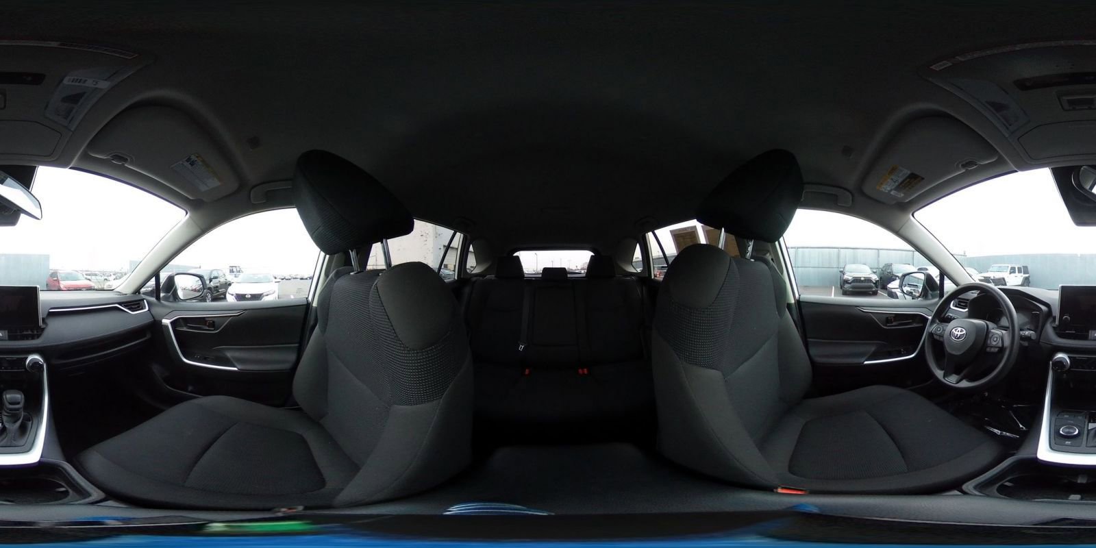 Used 2025 Toyota RAV4 LE image 41