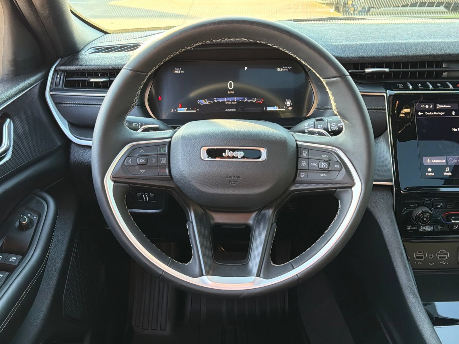 Used 2024 Jeep Grand Cherokee L Altitude AWD/4WD image 21