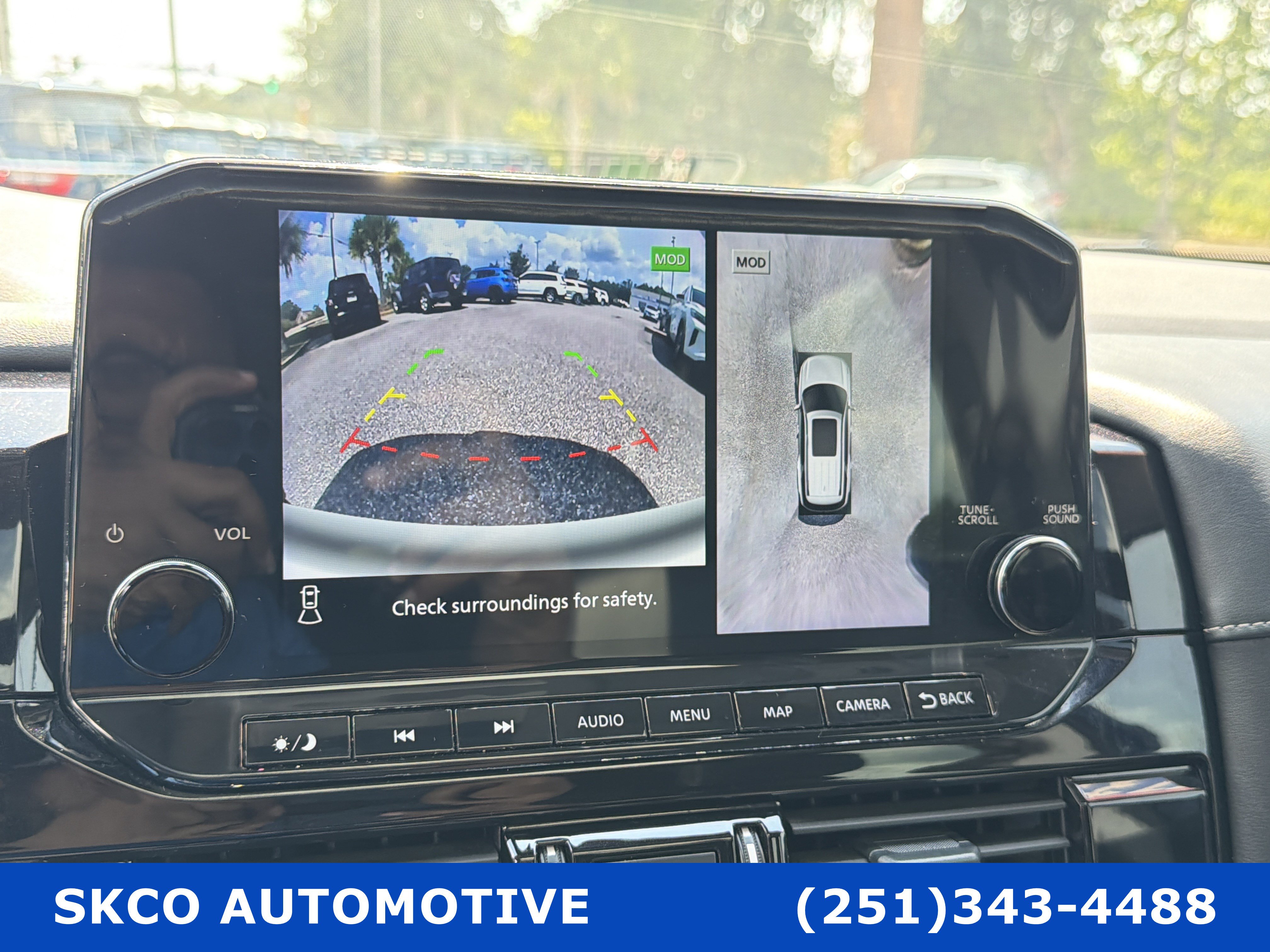 Used 2023 Nissan Pathfinder SL w/ SL Premium Package FWD image 17