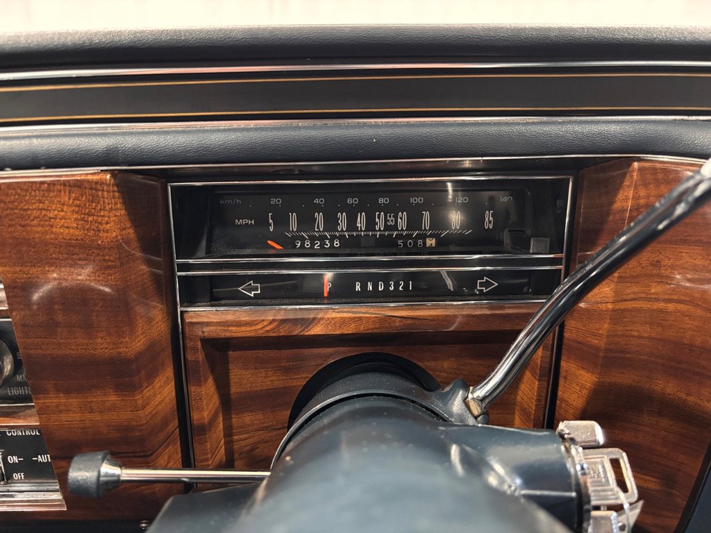 Used 1987 Cadillac Brougham image 15