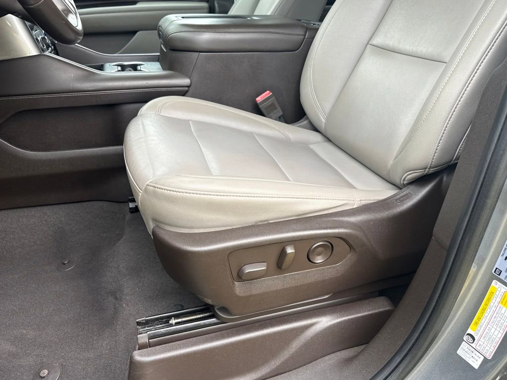 Used 2024 Chevrolet Tahoe LT image 13