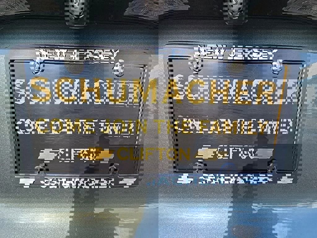 Used 2023 Chevrolet Traverse LT image 35