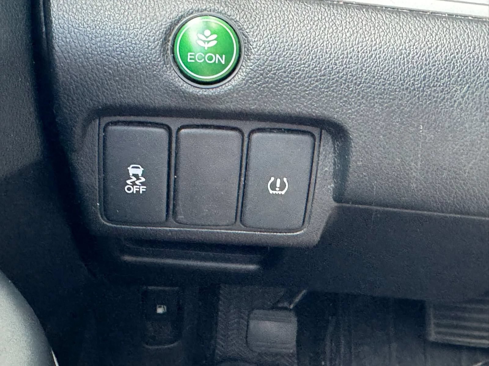 Used 2016 Honda CR-V LX image 32