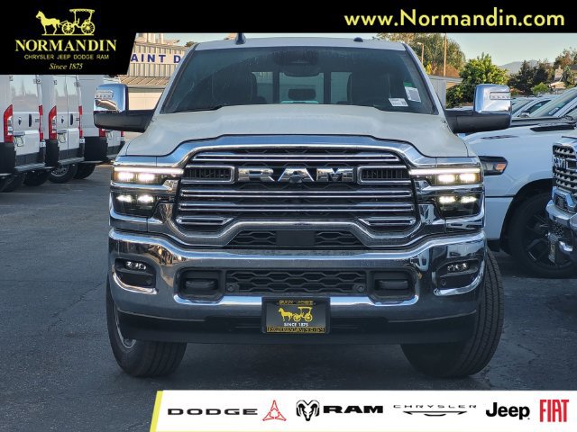 New 2026 RAM 2500 Laramie AWD/4WD image 2