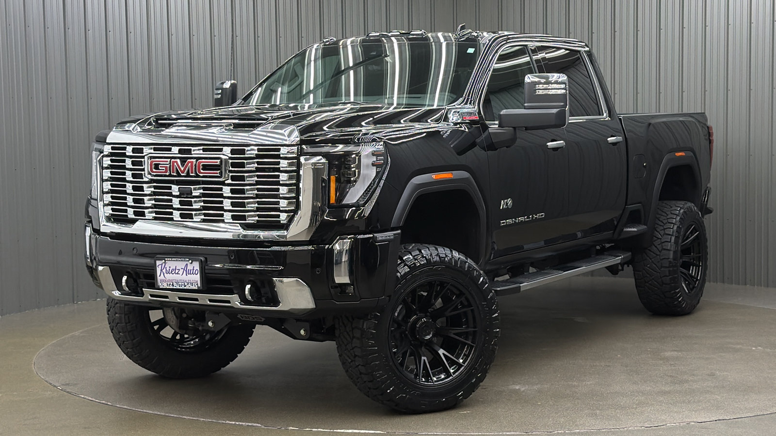 Used 2026 GMC Sierra 2500 Denali w/ Denali Reserve Package AWD/4WD image 1