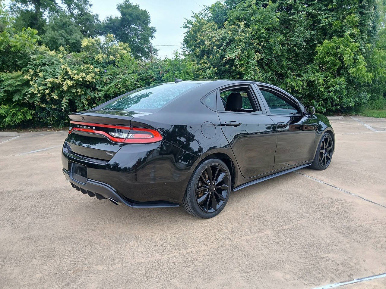 Used 2016 Dodge Dart SXT w/ Sun/Sound Group FWD image 7