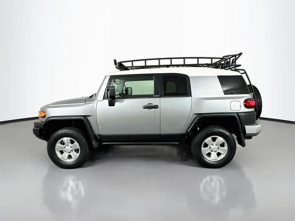 Used 2010 Toyota FJ Cruiser 4WD image 8