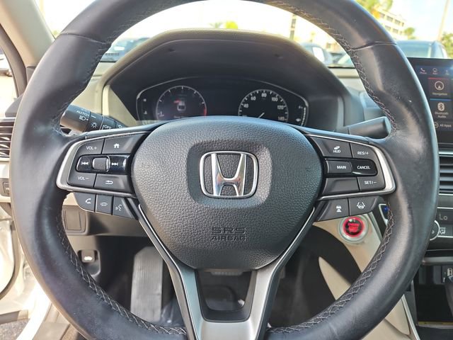 Used 2018 Honda Accord Touring image 19