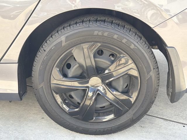 Used 2021 Honda Civic LX image 5
