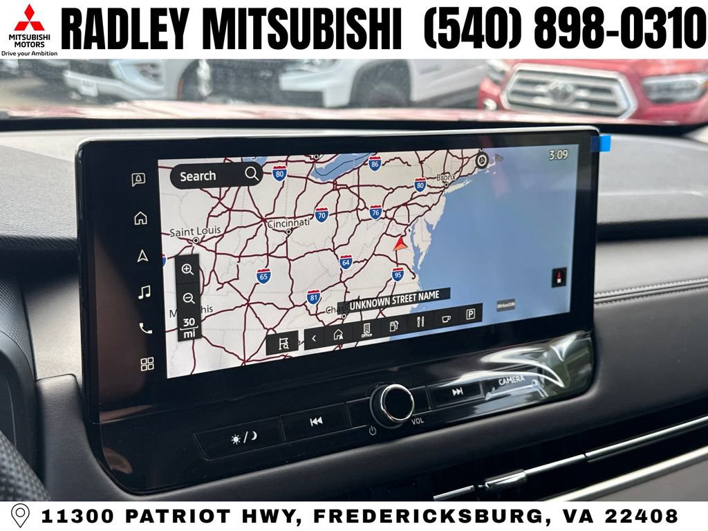 New 2026 Mitsubishi Outlander ES image 8