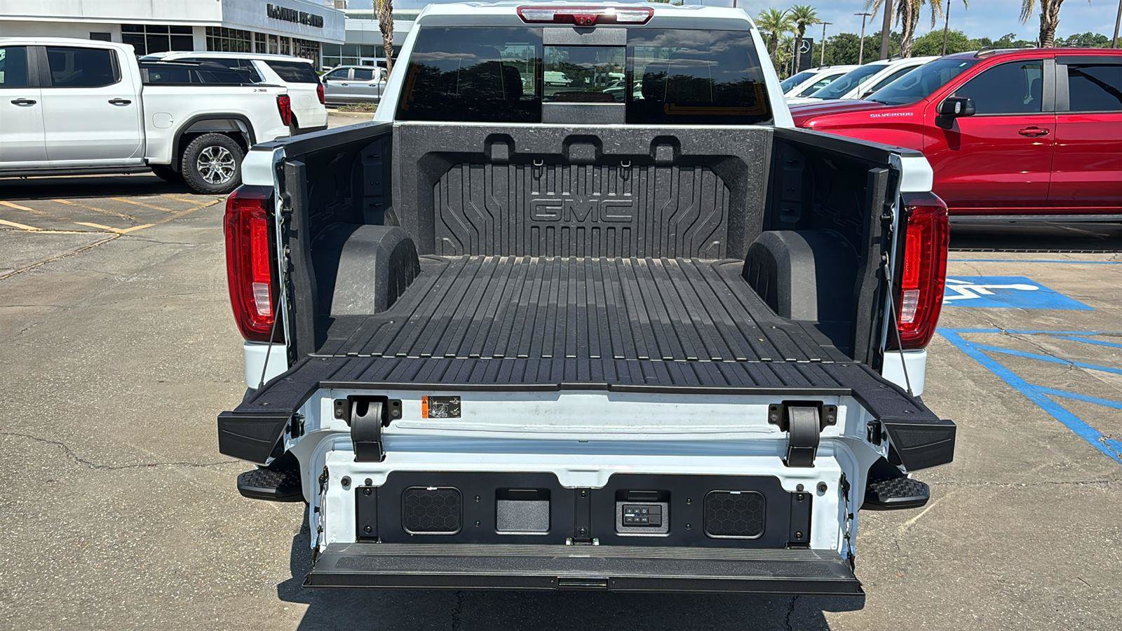 New 2026 GMC Sierra 1500 Denali Ultimate AWD/4WD image 7
