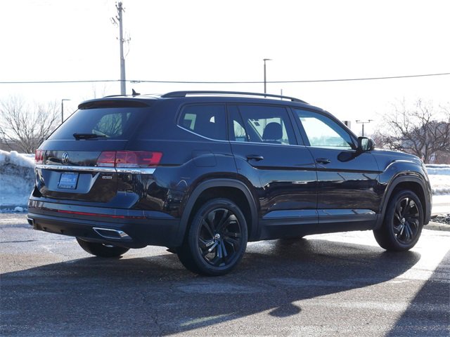 Used 2022 Volkswagen Atlas SE w/ Black Wheel Package image 7