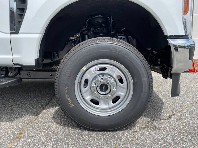 New 2026 Ford F250 XL w/ XL Chrome Package AWD/4WD image 6
