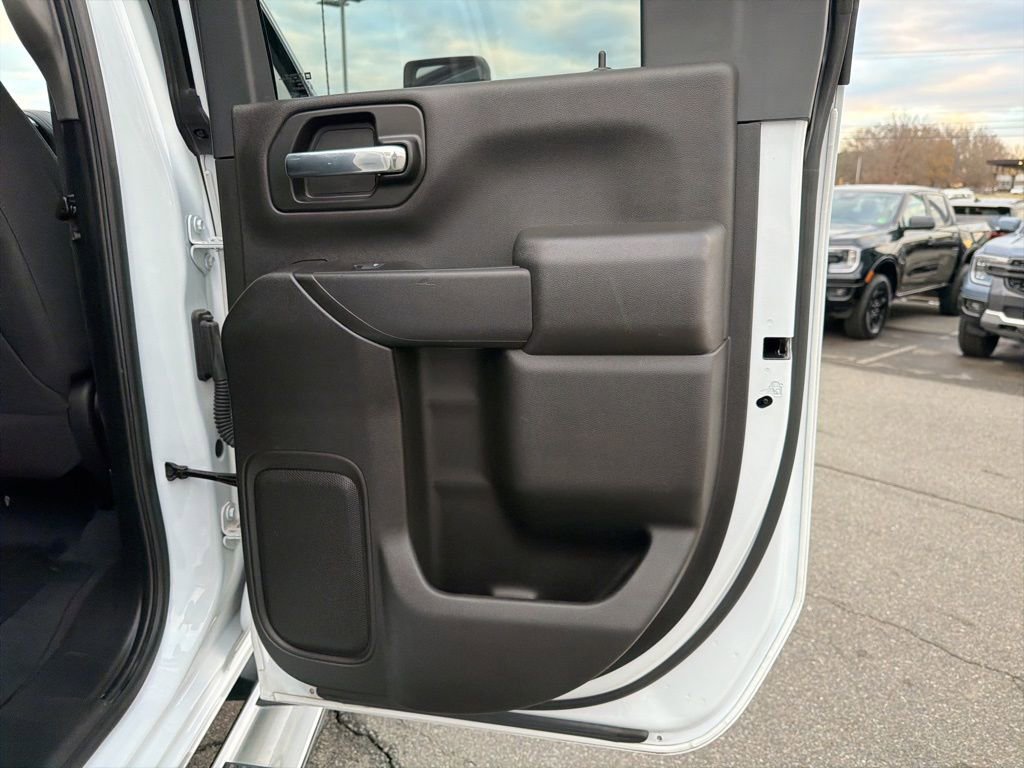 Used 2022 Chevrolet Silverado 2500 LT w/ Convenience Package image 19