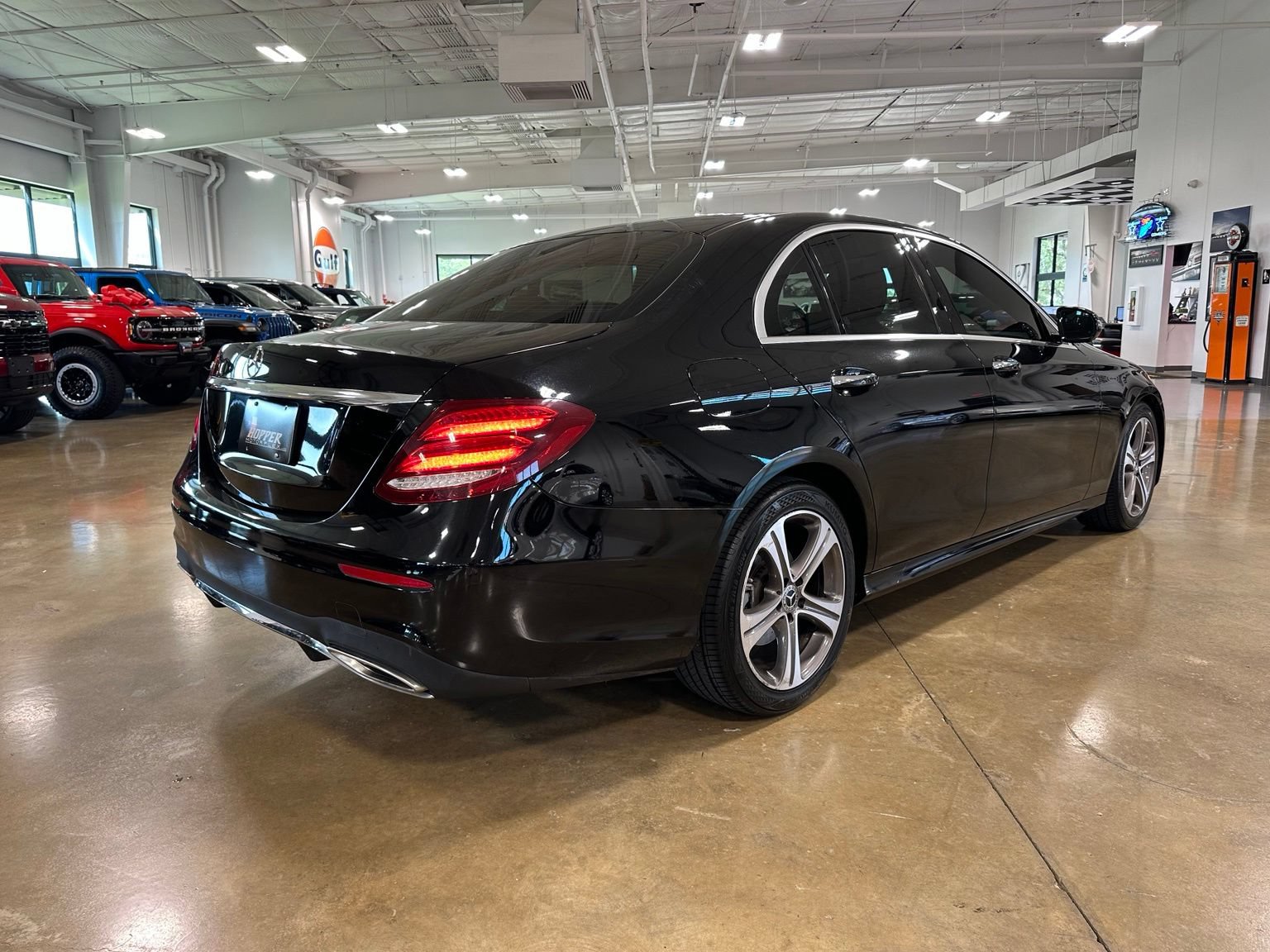 Used 2020 Mercedes-Benz E 350 Sedan image 7