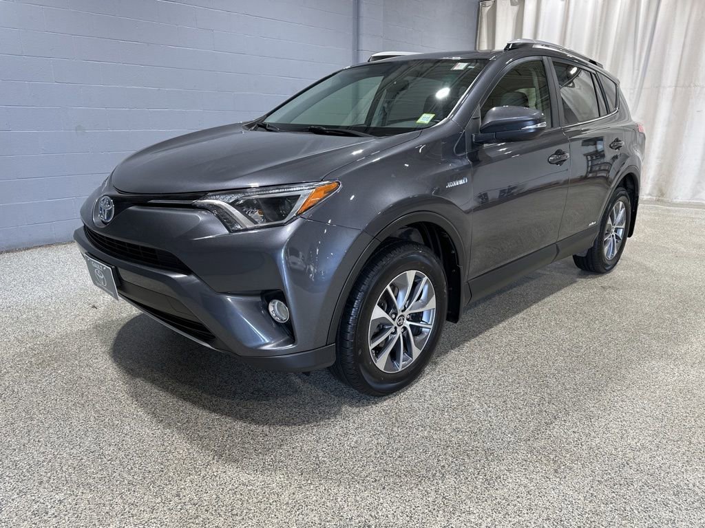 Used 2016 Toyota RAV4 XLE image 4