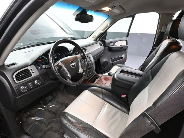 Used 2008 Chevrolet Suburban LT w/ LT Preferred Equipment Group image 23