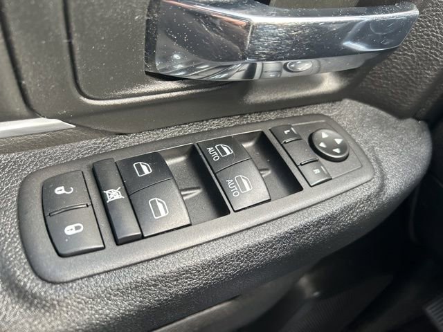 Used 2024 RAM 1500 Classic Warlock AWD/4WD image 14