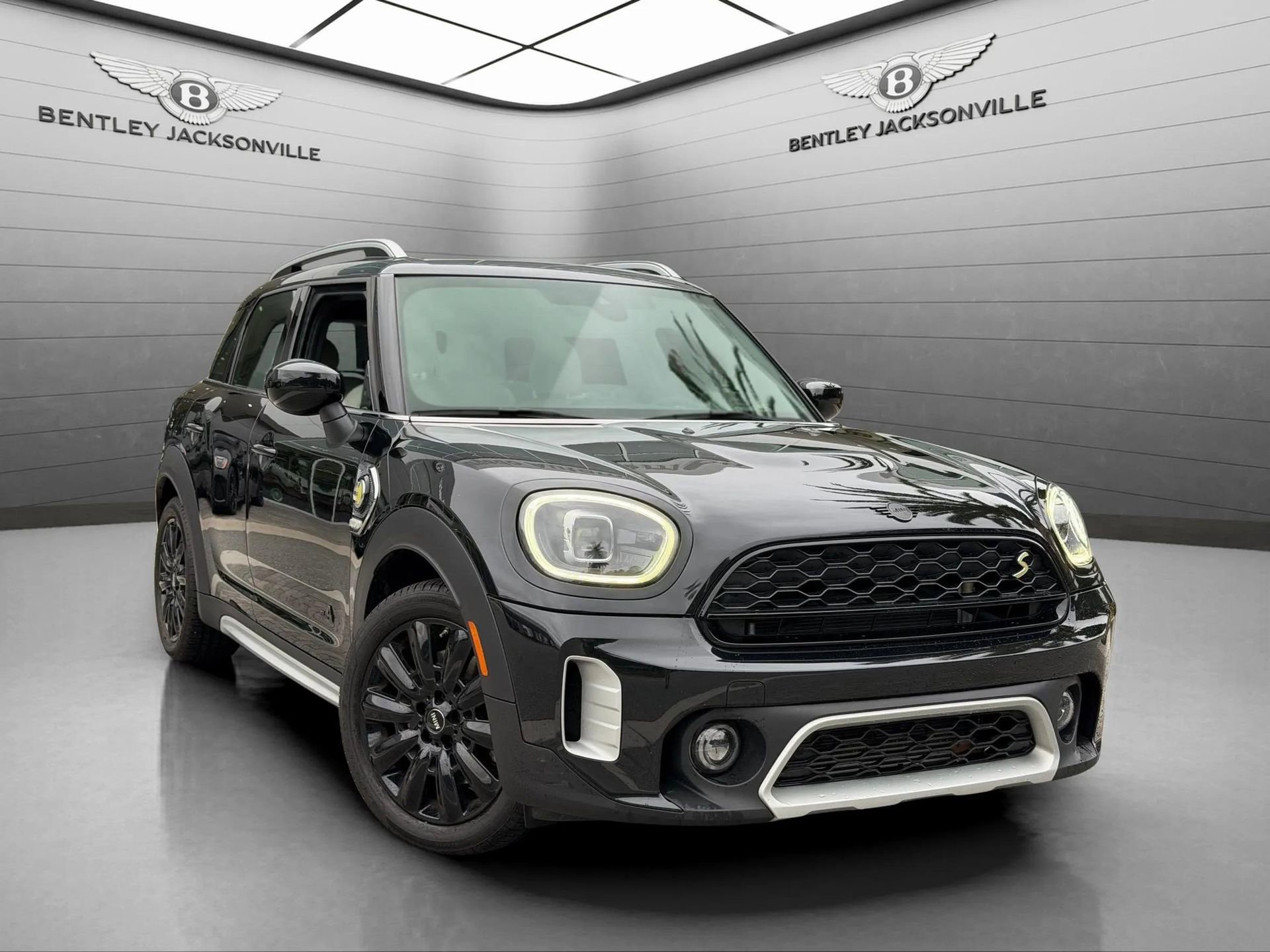 Used 2023 MINI Cooper Countryman SE w/ Storage Package