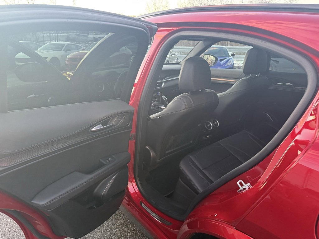 Used 2022 Alfa Romeo Stelvio Quadrifoglio w/ Active Assist Plus Package image 18