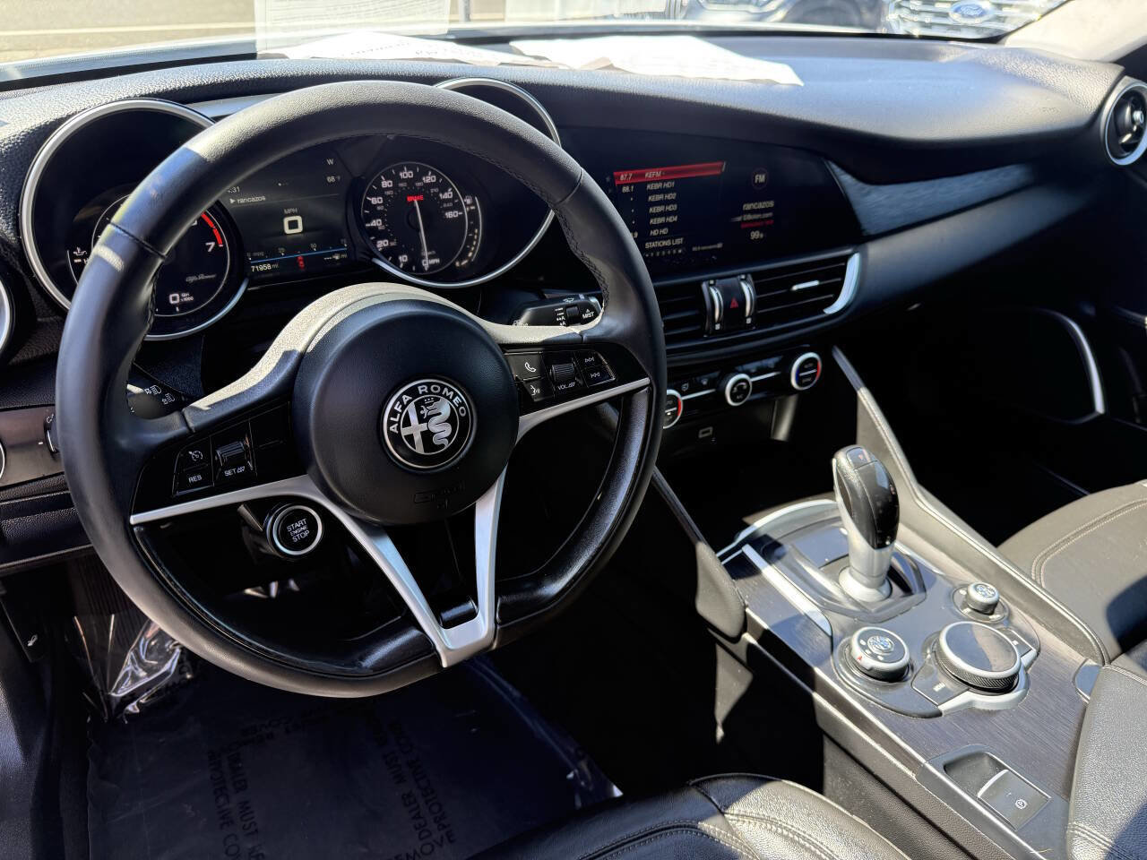 Used 2018 Alfa Romeo Giulia RWD image 13