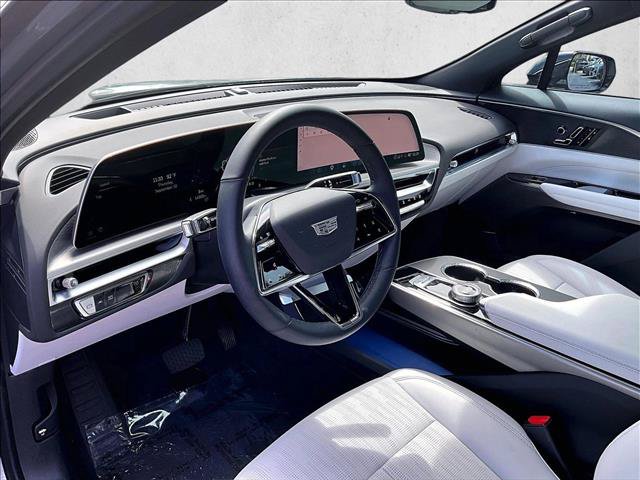 Certified 2025 Cadillac Lyriq Luxury RWD image 14