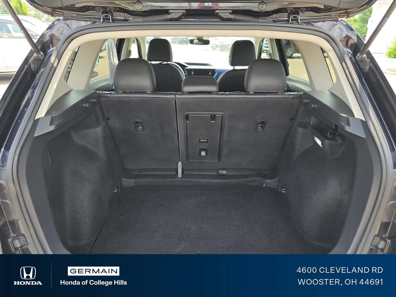 Used 2024 Volkswagen Taos SE FWD image 19