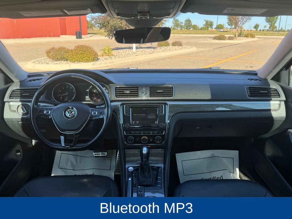 Used 2017 Volkswagen Passat 1.8T SEL Premium FWD image 16