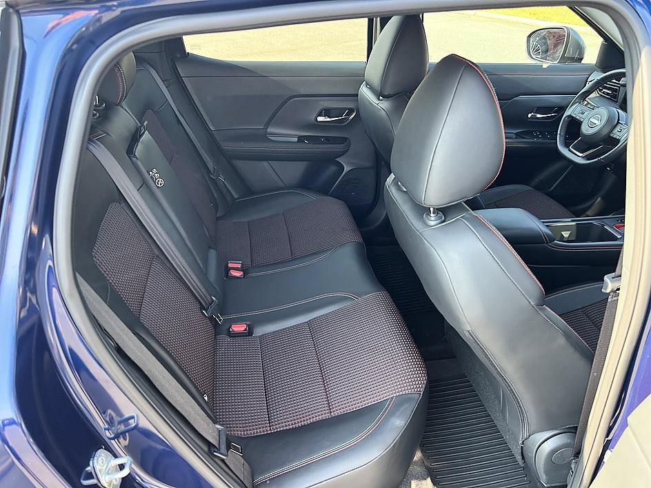 Certified 2025 Nissan Kicks SR AWD/4WD image 16
