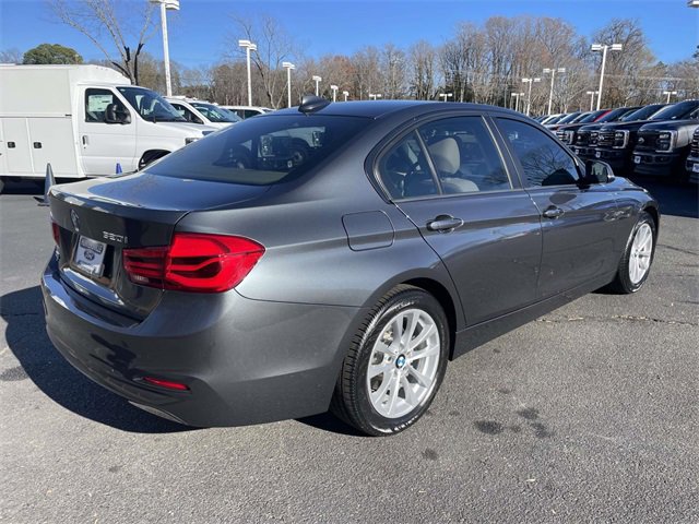Used 2016 BMW 320i Sedan image 6