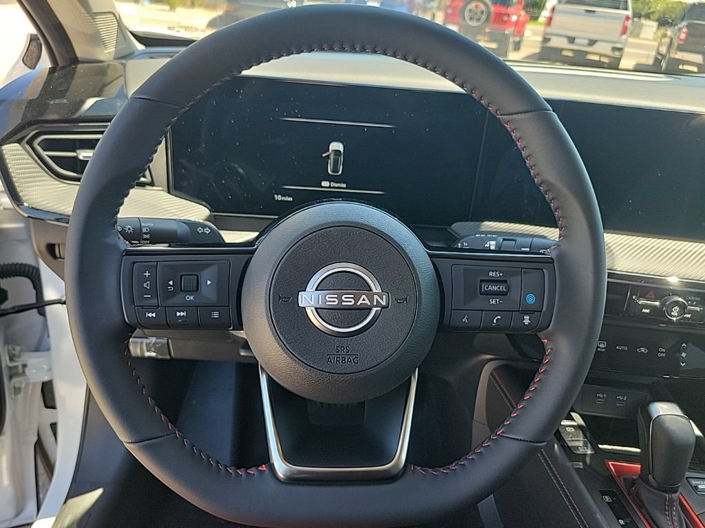 New 2025 Nissan Kicks SR FWD image 21
