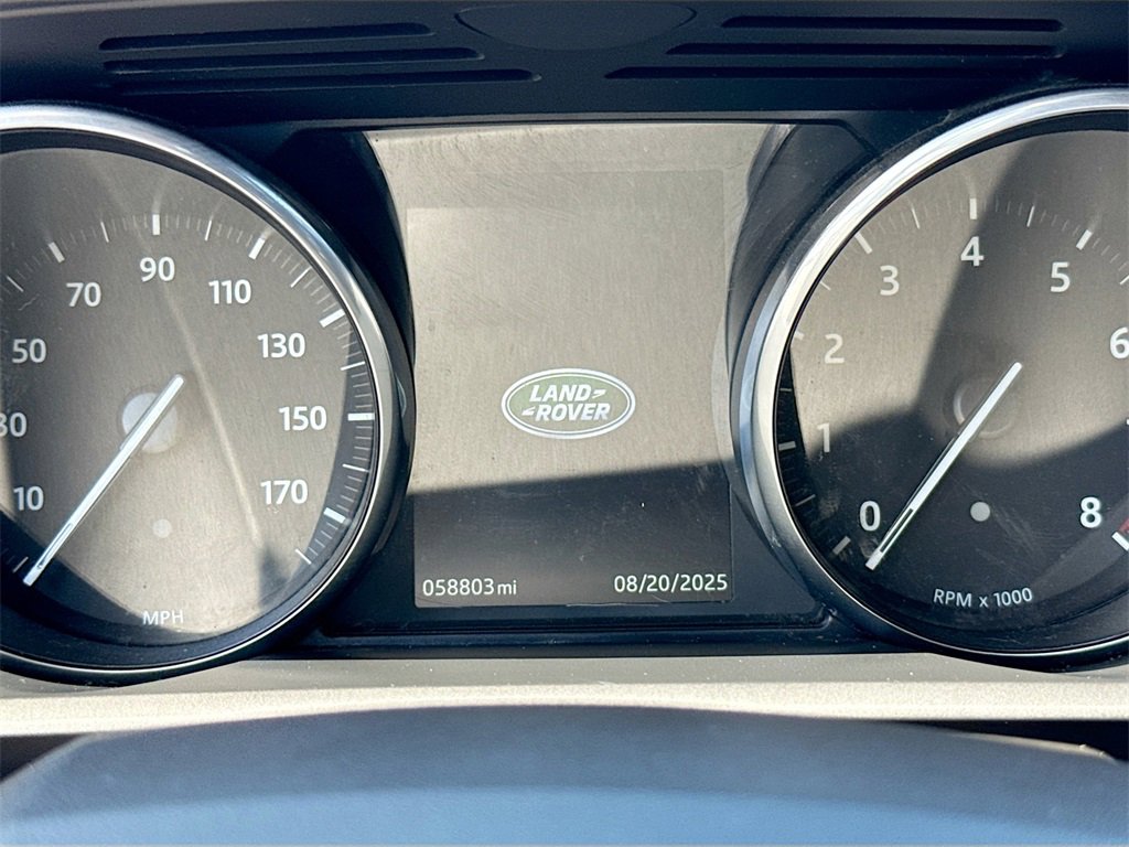 Used 2017 Land Rover Range Rover Sport HSE image 13