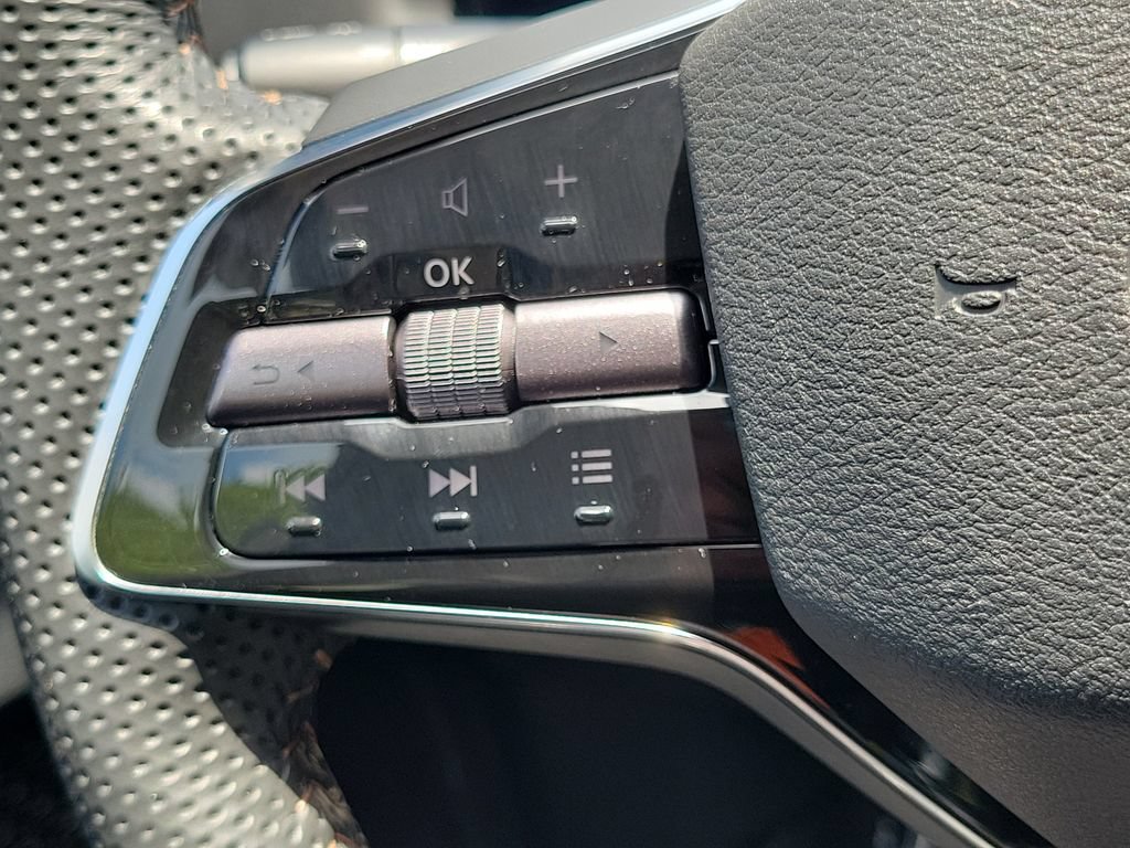Certified 2024 Nissan Ariya AWD image 30