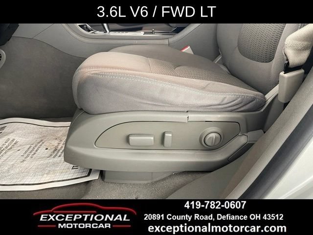Used 2014 Chevrolet Traverse LT FWD image 35