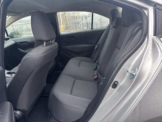 Used 2025 Toyota Corolla LE FWD image 26