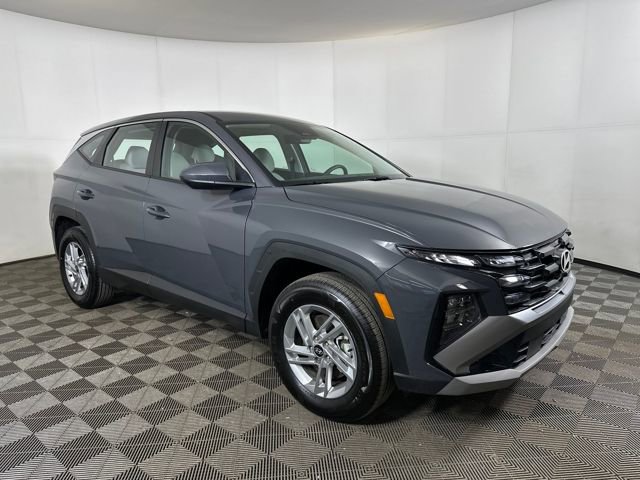 Certified 2025 Hyundai Tucson SE image 29