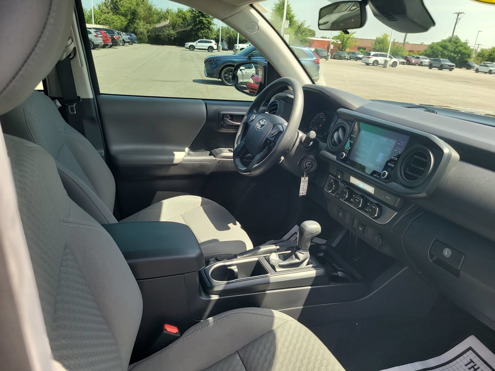 Used 2022 Toyota Tacoma SR AWD/4WD image 24