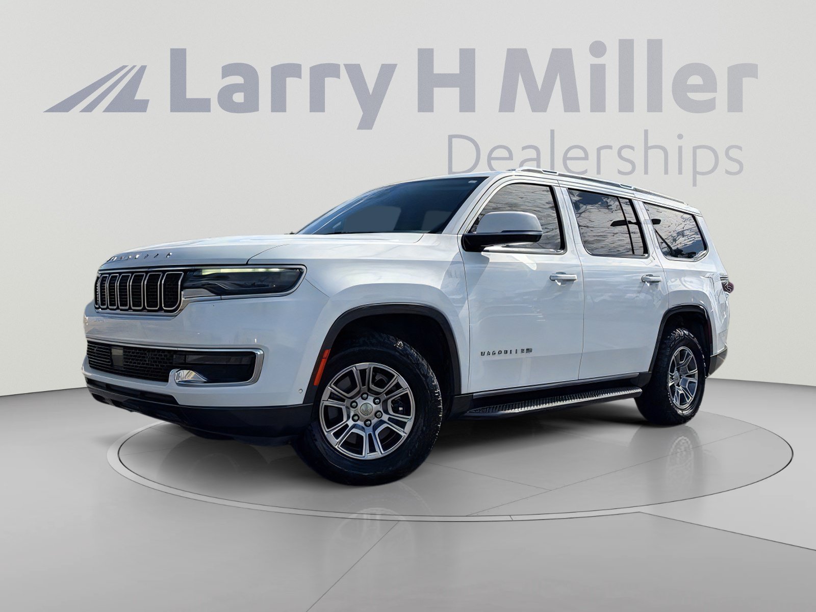 Used 2022 Jeep Wagoneer Series I AWD/4WD image 1