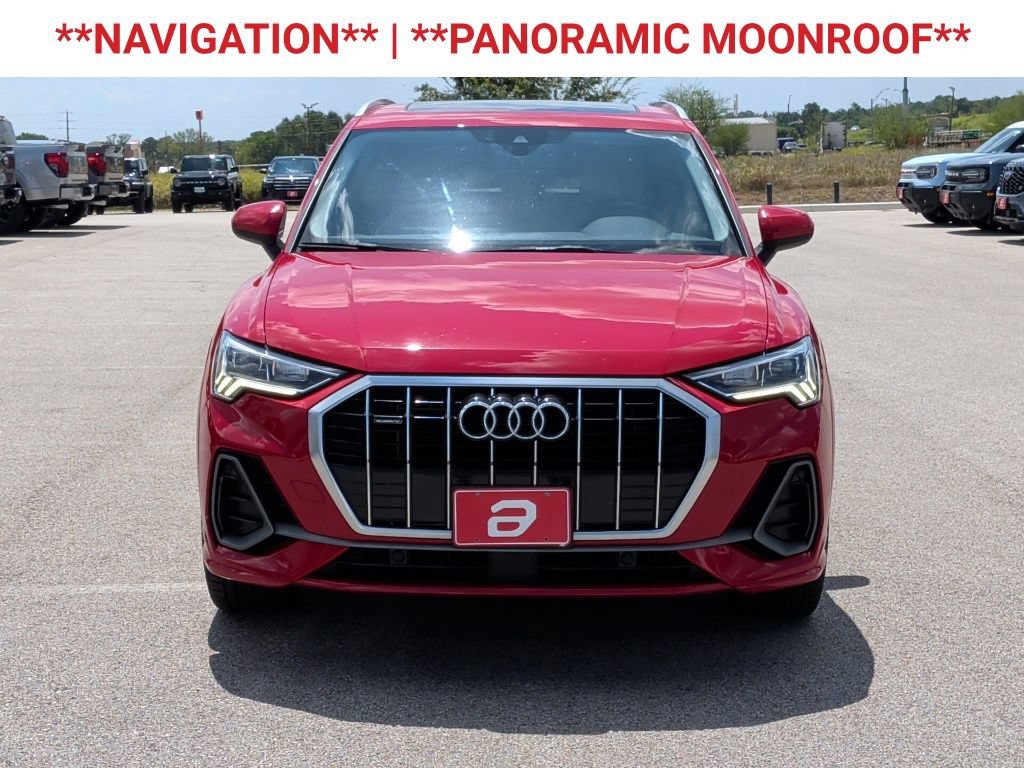 Used 2021 Audi Q3 2.0T Premium Plus w/ Premium Plus Package AWD/4WD image 2