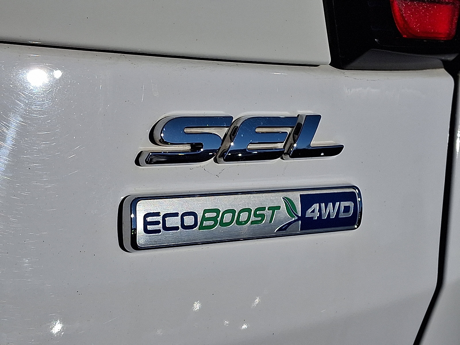 Used 2018 Ford Escape SEL image 31