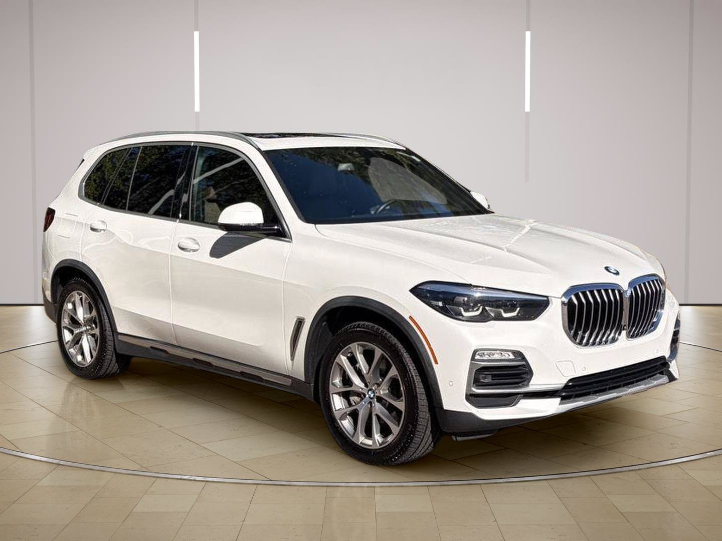 Used 2021 BMW X5 xDrive45e w/ Premium Package AWD/4WD image 7