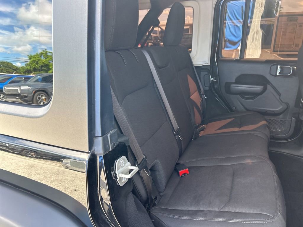 Certified 2023 Jeep Wrangler Sport S image 29